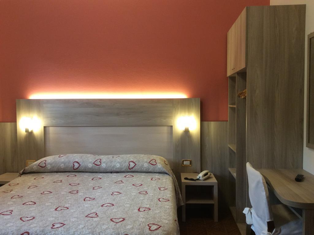 Albergo Ristorante Scanapa Castione della Presolana Exteriör bild