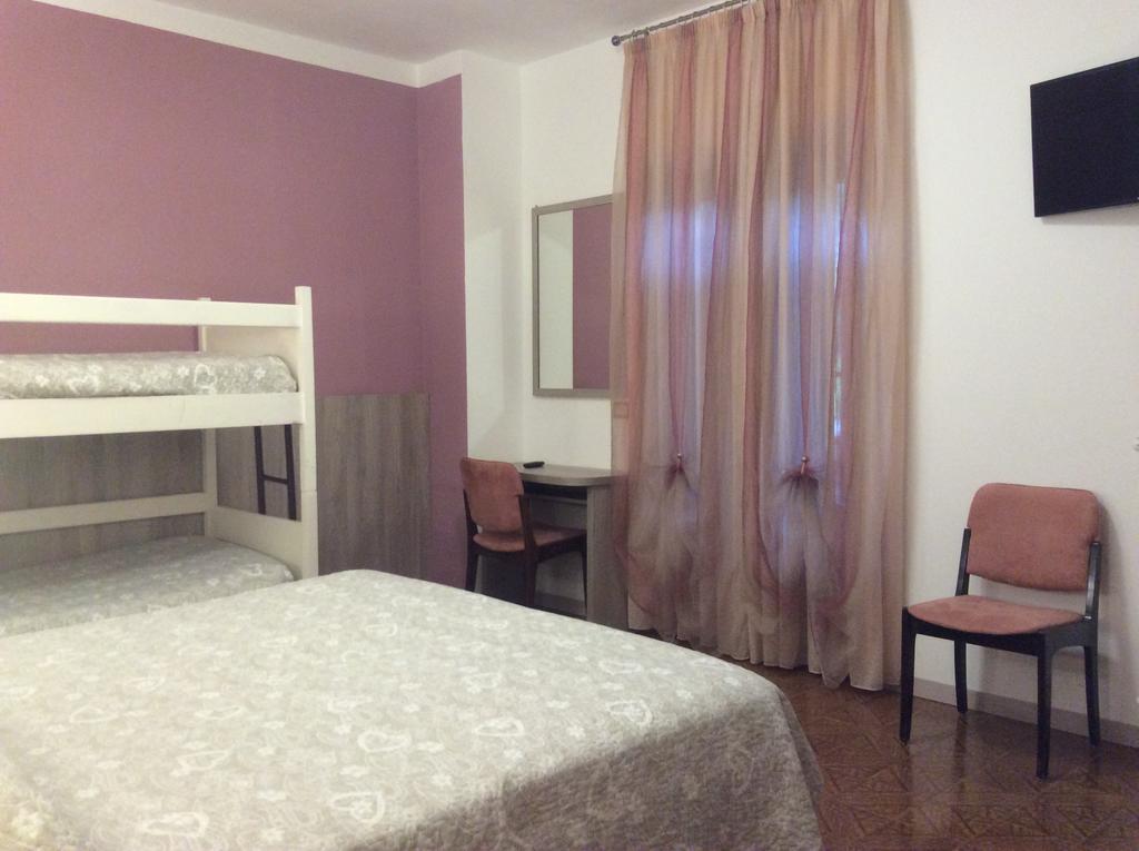 Albergo Ristorante Scanapa Castione della Presolana Exteriör bild